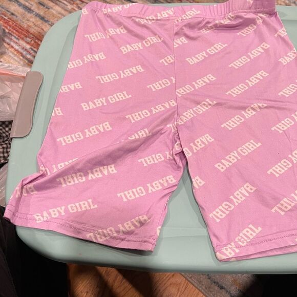 Girls sleep set (crop top and biker short) - Picture 3 of 4